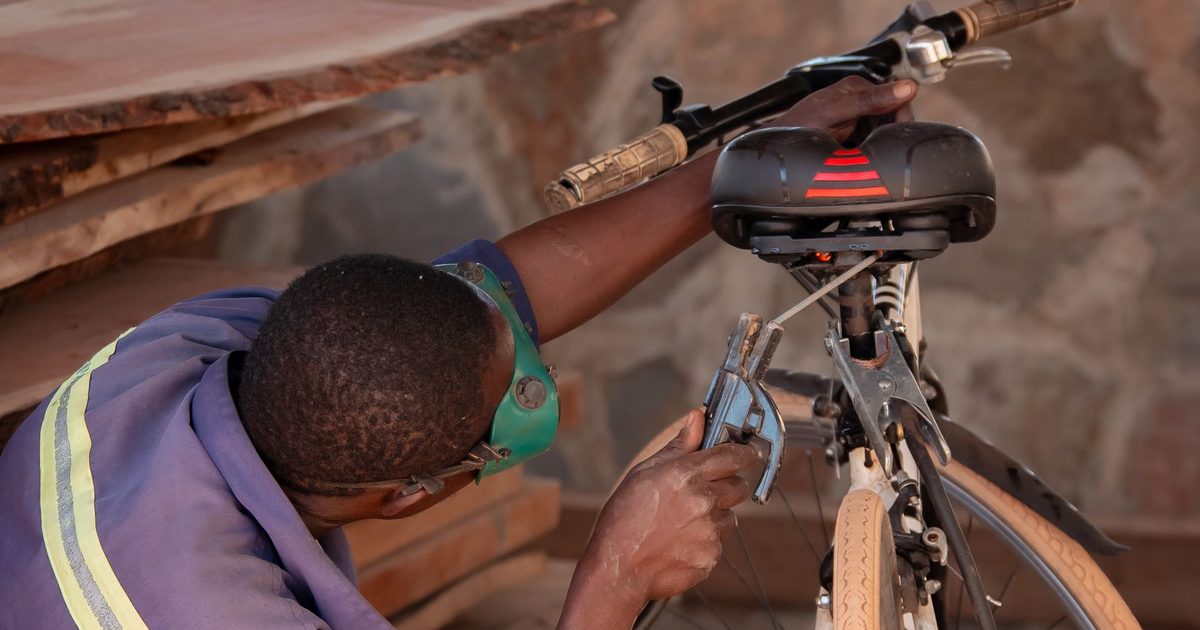Mobile Bike Service or Workshop Drop-Off: Which Do You Need?